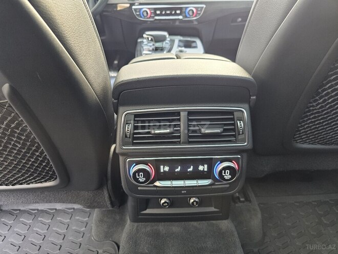 Audi Q7 2018, 192,000 km - 2.0 l - Bakı