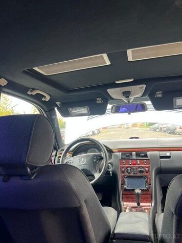 Mercedes E 200 2000, 360,000 km - 2.0 l - Salyan