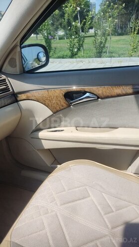 Mercedes E 240 2003, 396,400 km - 2.6 l - Bakı
