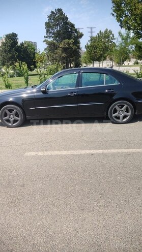 Mercedes E 240 2003, 396,400 km - 2.6 l - Bakı