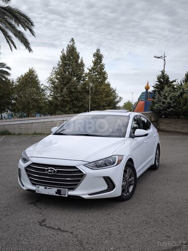 Hyundai Elantra 2018, 111,000 km - 2.0 l - Astara