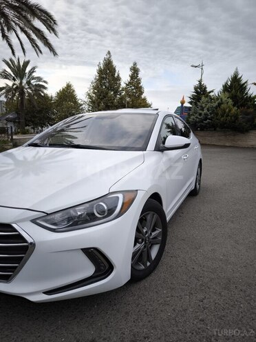 Hyundai Elantra 2018, 111,000 km - 2.0 l - Astara