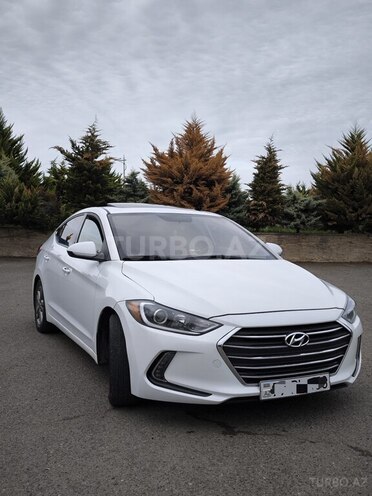 Hyundai Elantra 2018, 111,000 km - 2.0 l - Astara