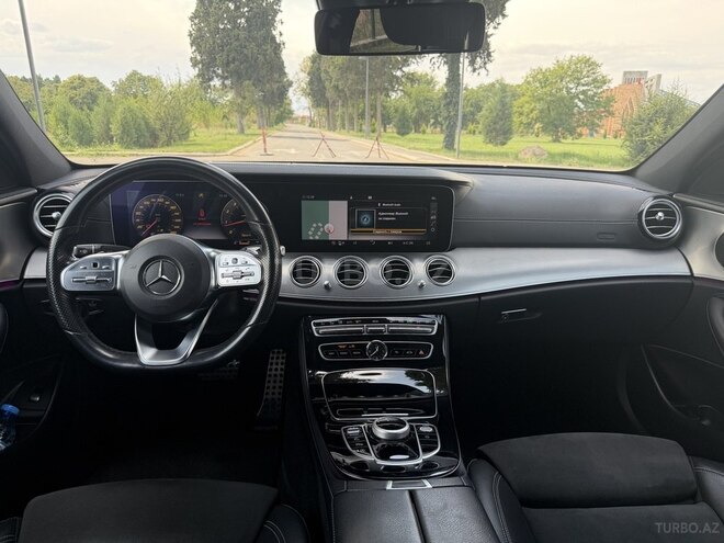 Mercedes E 300 2019, 110,000 km - 2.0 l - Gəncə
