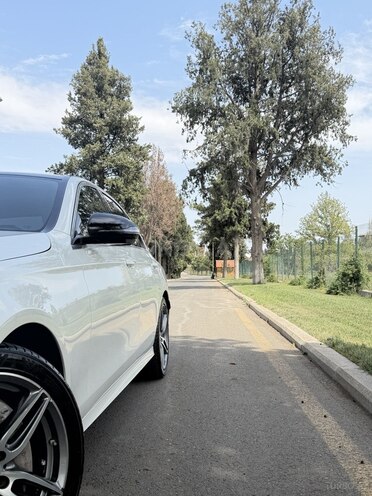 Mercedes E 300 2019, 110,000 km - 2.0 l - Gəncə
