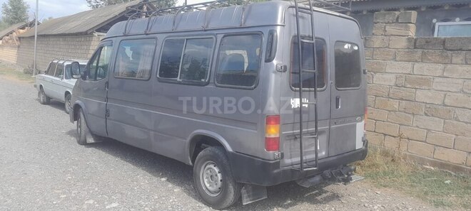 Ford Transit 1998, 240,000 km - 2.5 l - Şəki