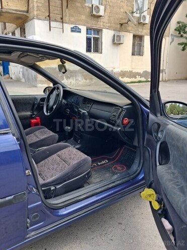 Opel Vectra 1997, 263,000 km - 1.6 л - Sumqayıt