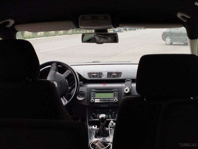 Volkswagen Passat 2005, 460,000 km - 1.6 л - Gəncə