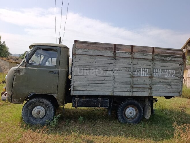 UAZ 452 1978, 167,000 km - 2.4 л - Şəki