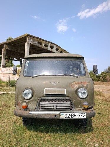 UAZ 452 1978, 167,000 km - 2.4 л - Şəki