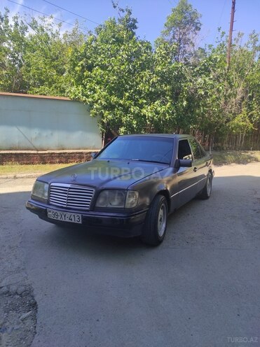 Mercedes  1993, 400,000 km - 2.0 l - Mingəçevir