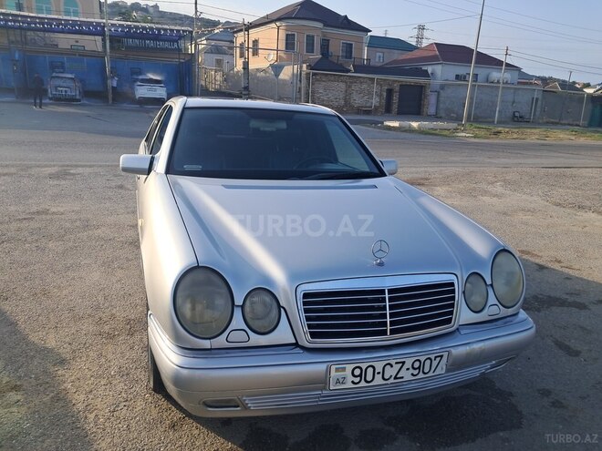 Mercedes E 230 1995, 303,000 km - 2.3 l - Bakı