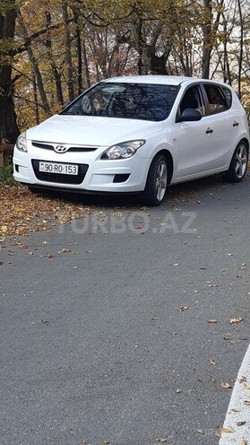 Hyundai i30 2010, 235,000 km - 1.4 л - Gəncə