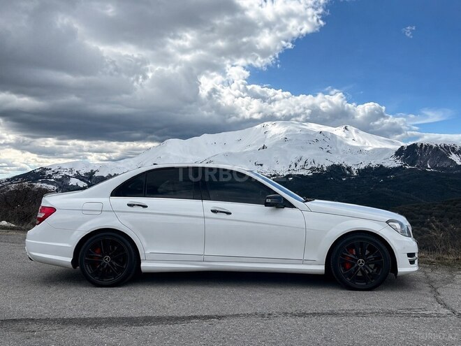 Mercedes C 250 2012, 210,000 km - 2.1 l - Naxçıvan