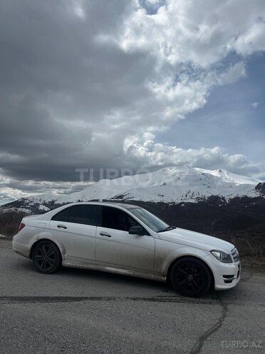 Mercedes C 250 2012, 210,000 km - 2.1 l - Naxçıvan