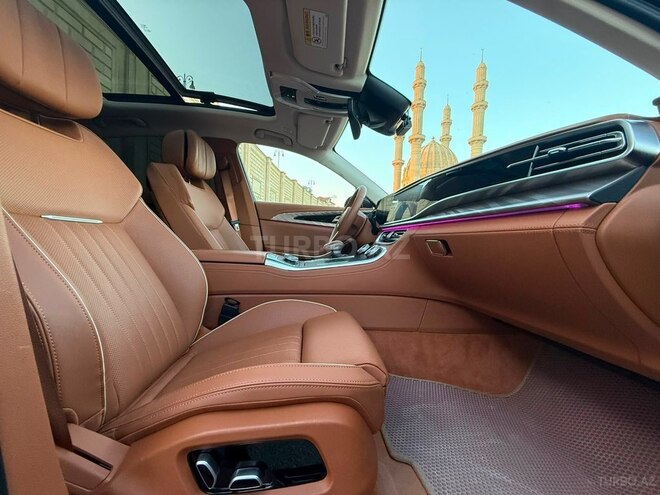 Hongqi  2023, 32,000 km - 2.0 l - Bakı