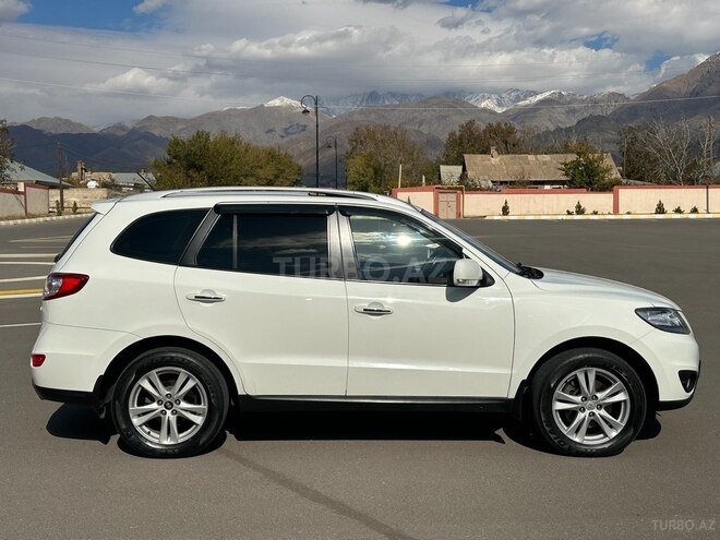 Hyundai Santa Fe 2010, 230,000 km - 3.5 l - Ordubad