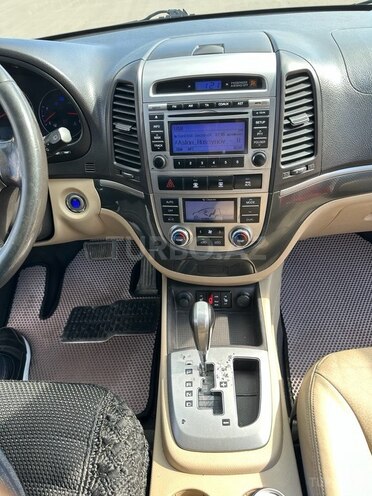 Hyundai Santa Fe 2010, 230,000 km - 3.5 l - Ordubad