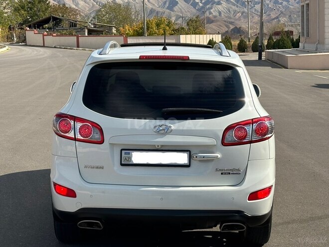 Hyundai Santa Fe 2010, 230,000 km - 3.5 l - Ordubad