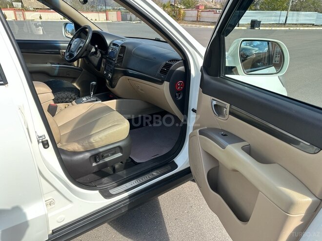 Hyundai Santa Fe 2010, 230,000 km - 3.5 l - Ordubad