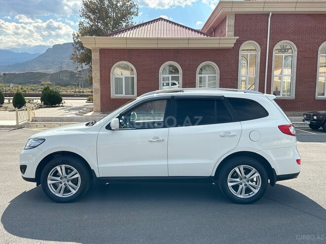 Hyundai Santa Fe 2010, 230,000 km - 3.5 l - Ordubad
