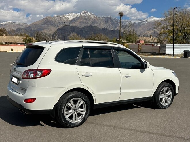 Hyundai Santa Fe 2010, 230,000 km - 3.5 l - Ordubad