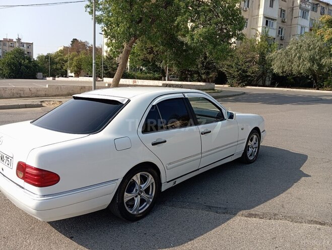 Mercedes E 230 1995, 455,000 km - 2.3 l - Bakı