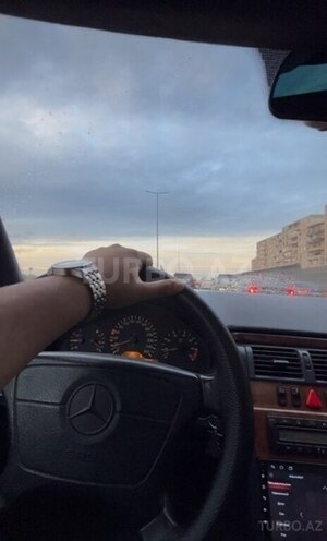Mercedes E 280 1998, 304,000 km - 2.8 l - Bakı