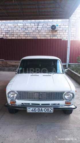 LADA (VAZ) 21011 1976, 300,000 km - 1.3 l - Naftalan