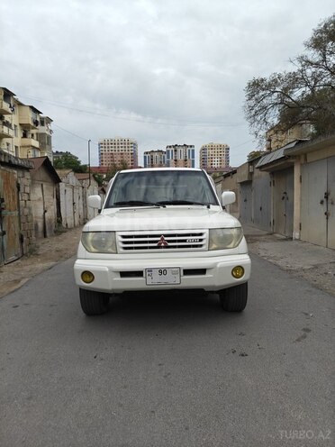 Mitsubishi Pajero io 2000, 326,200 km - 1.8 л - Bakı