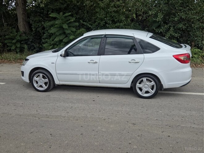 LADA (VAZ) Granta 2015, 200,100 km - 1.6 l - Qusar