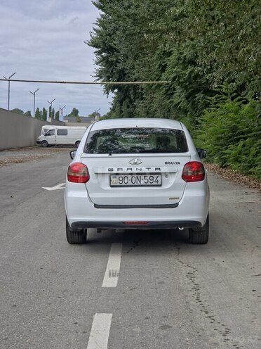 LADA (VAZ) Granta 2015, 200,100 km - 1.6 l - Qusar