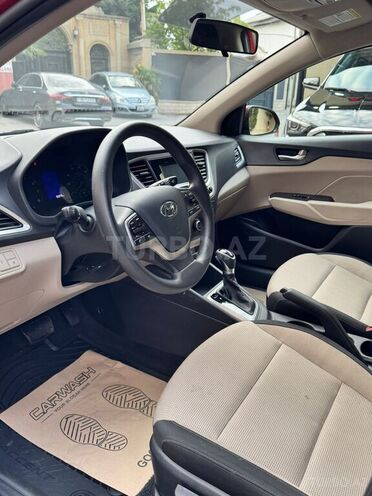 Hyundai Accent 2021, 70,000 km - 1.6 л - Bakı