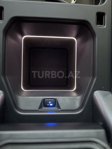 Land Rover Defender 2023, 89,000 km - 3.0 l - Bakı