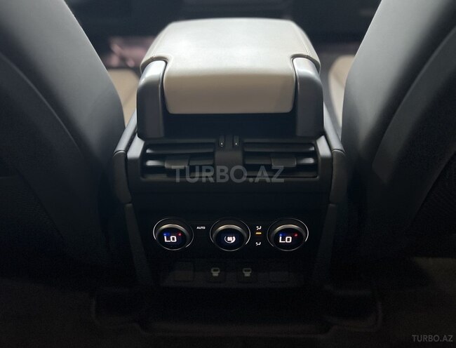 Land Rover Defender 2023, 89,000 km - 3.0 l - Bakı