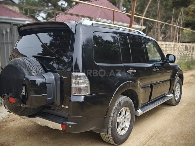 Mitsubishi Pajero 2007, 370,000 km - 3.0 л - Bakı
