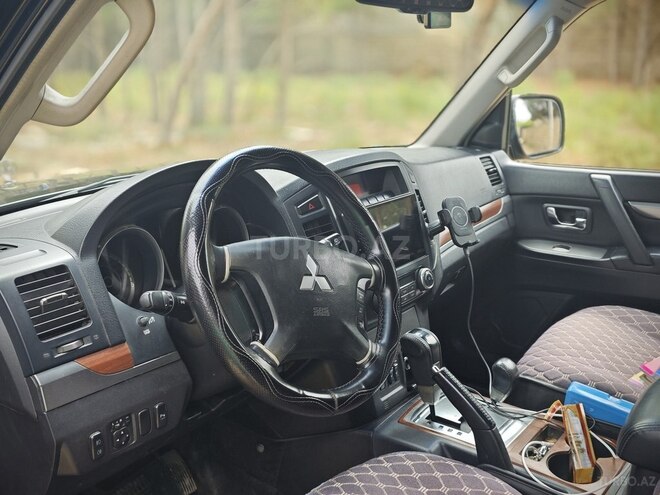 Mitsubishi Pajero 2007, 370,000 km - 3.0 л - Bakı