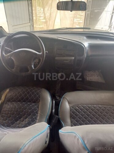 Hyundai H-1 1998, 100,000 km - 2.5 l - Salyan