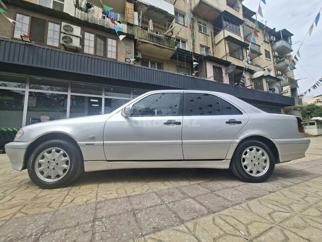 Mercedes C 200 1998, 270,000 km - 2.0 l - Bakı