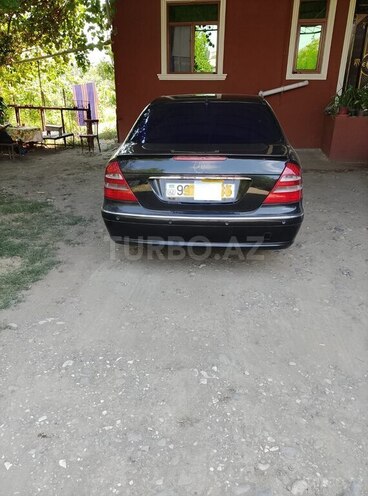 Mercedes E 220 2006, 166,100 km - 2.2 l - Goranboy