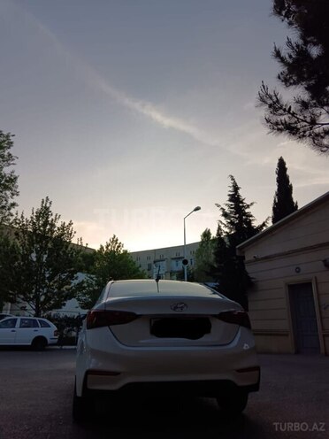 Hyundai Accent 2018, 176,300 km - 1.4 l - Bakı