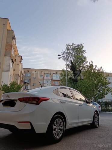 Hyundai Accent 2018, 176,300 km - 1.4 l - Bakı