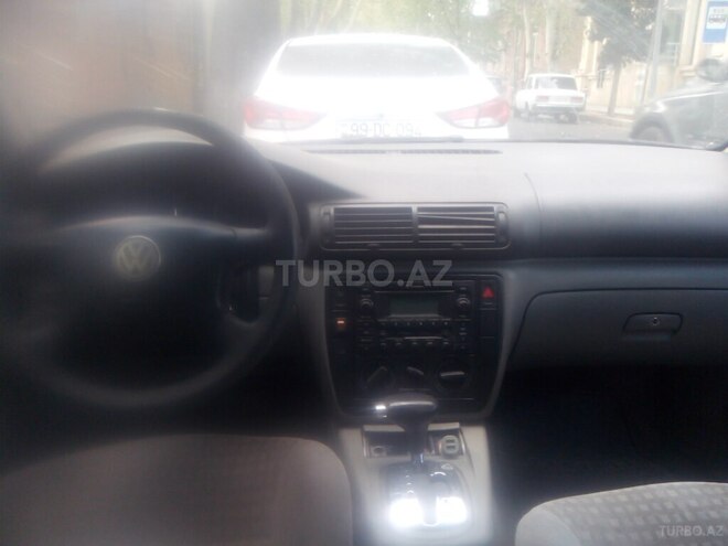 Volkswagen Passat 2002, 377,422 km - 1.8 l - Gəncə