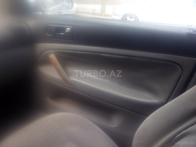 Volkswagen Passat 2002, 377,422 km - 1.8 l - Gəncə