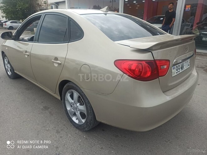 Hyundai Elantra 2010, 330,000 km - 2.0 l - Bakı