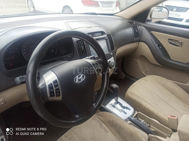 Hyundai Elantra 2010, 330,000 km - 2.0 l - Bakı