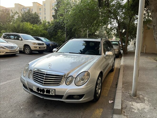Mercedes E 220 2006, 453,000 km - 2.2 l - Bakı