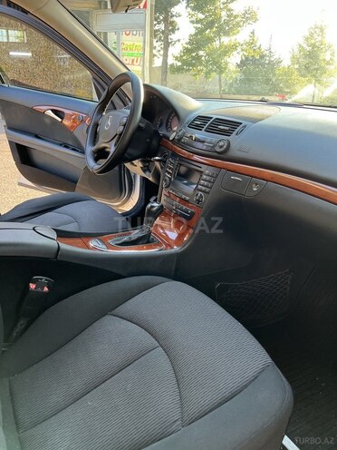 Mercedes E 220 2006, 453,000 km - 2.2 l - Bakı