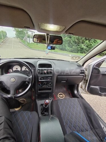 Opel Astra 2000, 663,223 km - 1.6 l - Quba