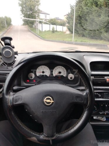 Opel Astra 2000, 663,223 km - 1.6 l - Quba